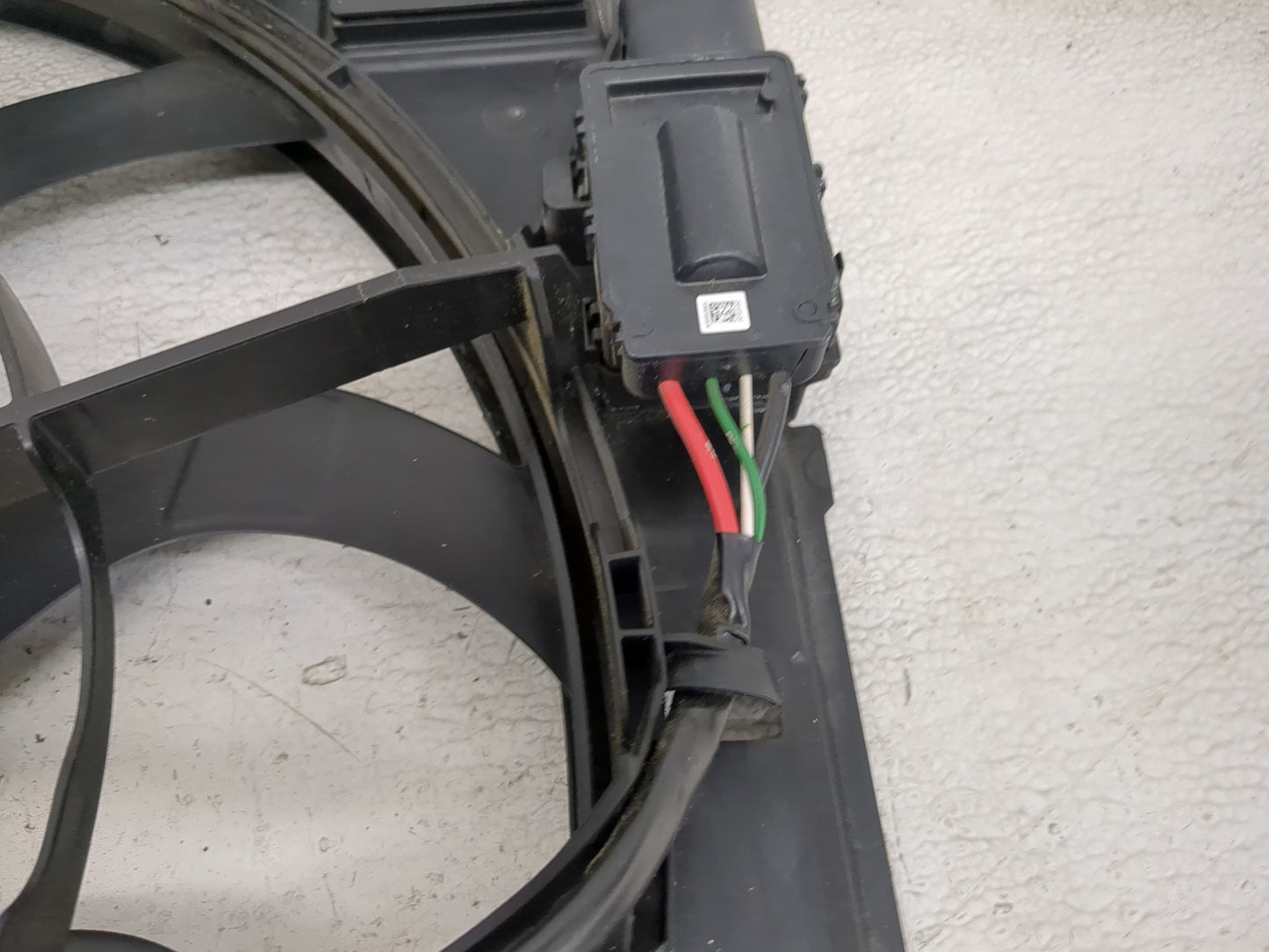 2020-2022 Bmw X3 Electric Radiator Cooling Fan Motor Assembly 1461082 - Oemusedautoparts1.com