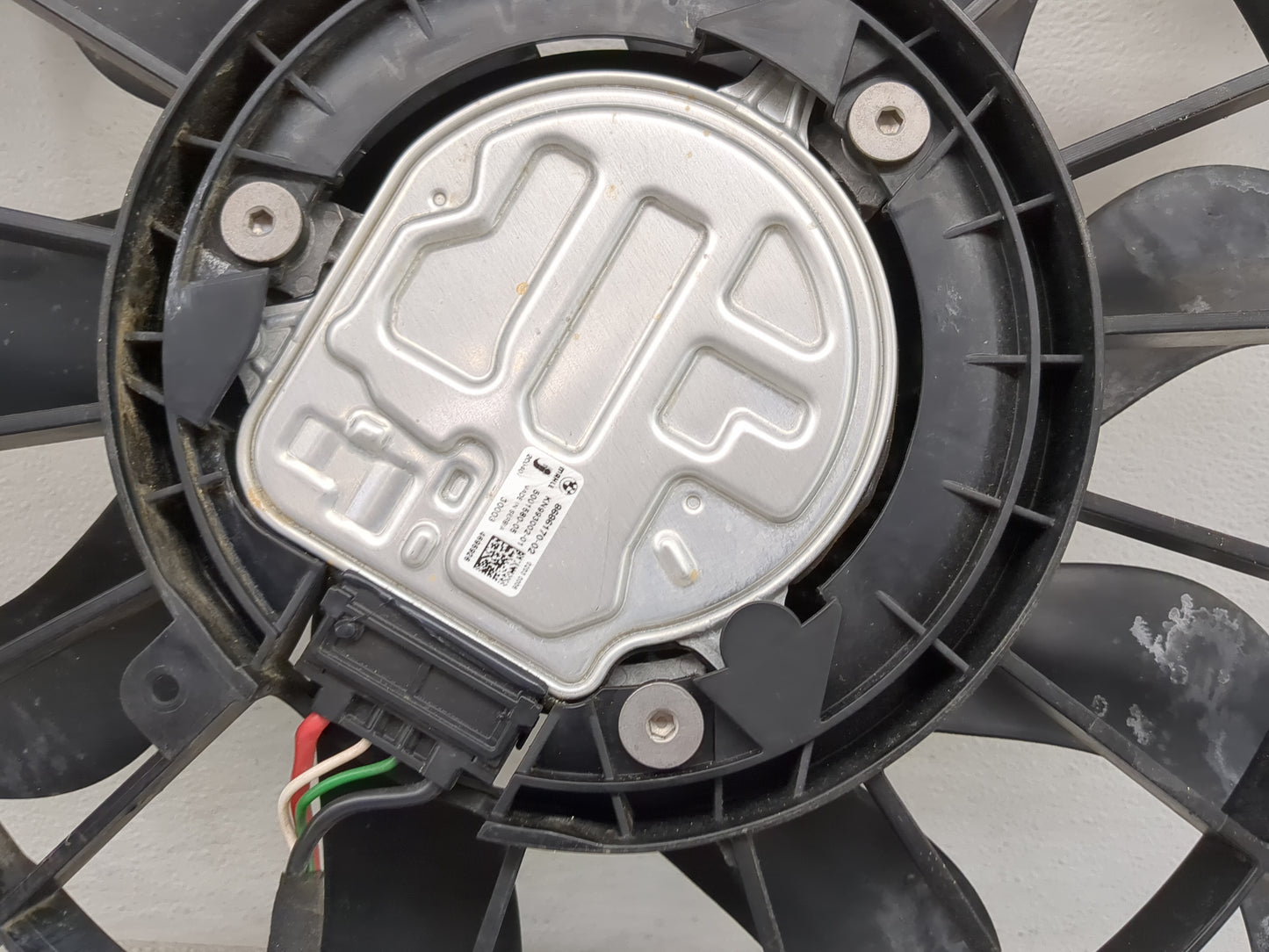 2020-2022 Bmw X3 Electric Radiator Cooling Fan Motor Assembly 1461163 - Oemusedautoparts1.com