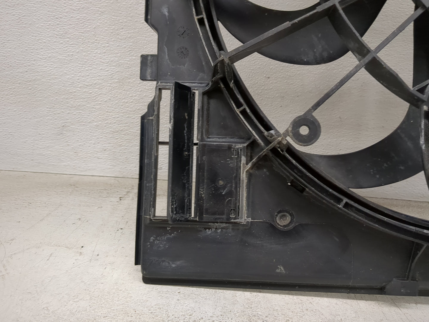 2020-2022 Bmw X3 Electric Radiator Cooling Fan Motor Assembly 1461163 - Oemusedautoparts1.com