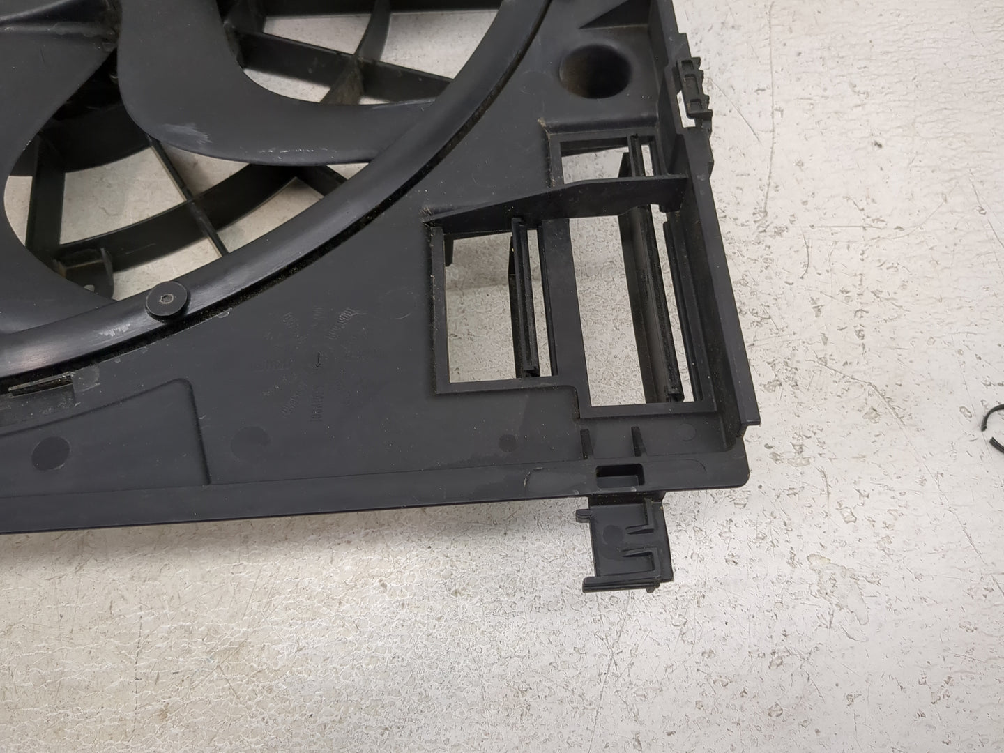 2020-2022 Bmw X3 Electric Radiator Cooling Fan Motor Assembly 1461163 - Oemusedautoparts1.com