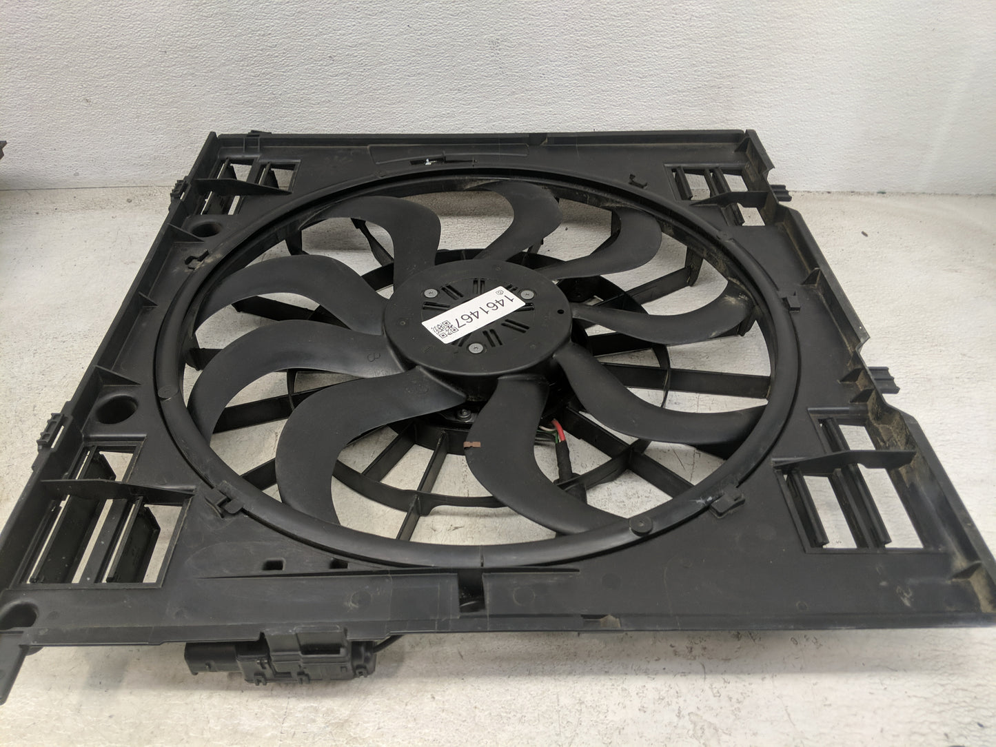 2020-2022 Bmw X3 Electric Radiator Cooling Fan Motor Assembly 1461467 - Oemusedautoparts1.com