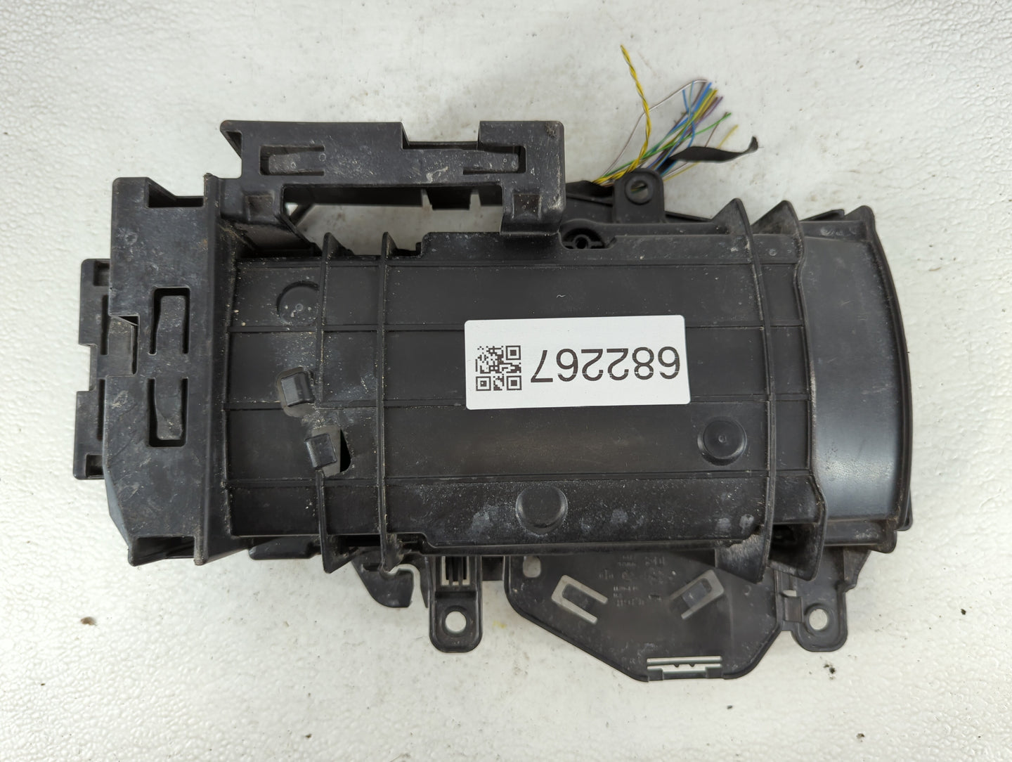 2020-2021 Bmw X3 Fusebox Fuse Box Panel Relay Module P/N:6135-8795478 P00166264-AD, 6114 9439006-01 Fits Fits 2020 2021 OEM 