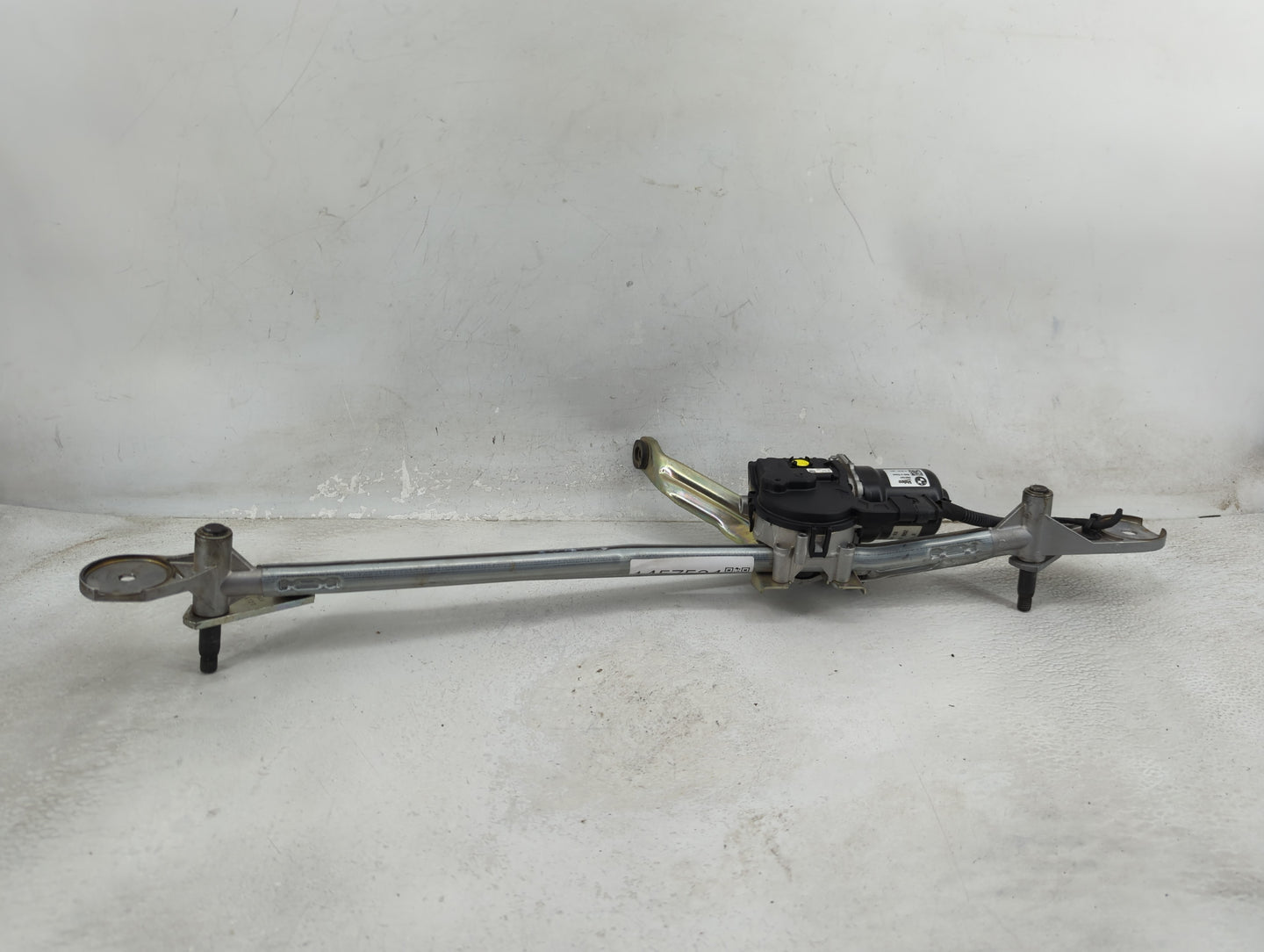 2021 Bmw Z4 Front Windshield Wiper Motor P/N:W427347 Fits OEM Used Auto Parts - Oemusedautoparts1.com
