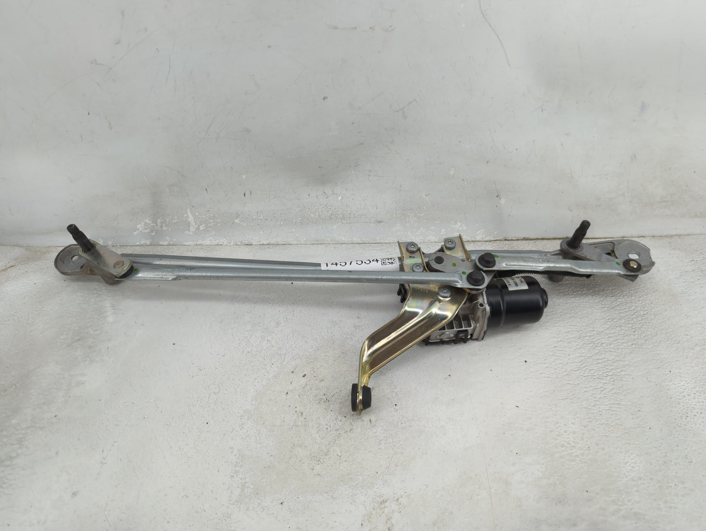 2021 Bmw Z4 Front Windshield Wiper Motor P/N:W427347 Fits OEM Used Auto Parts - Oemusedautoparts1.com
