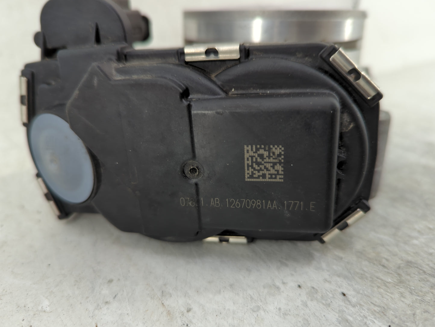 2012-2020 Buick Enclave Throttle Body P/N:12670981AA Fits Fits 2012 2013 2014 2015 2016 2017 2018 2019 2020 2021 2022 OEM Us