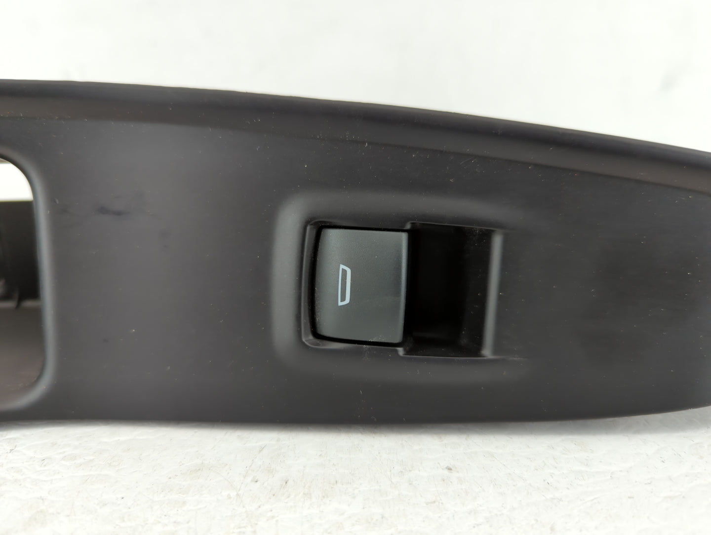 2021 Buick Enclave Passenger Right Power Window Switch 84526191 - Oemusedautoparts1.com