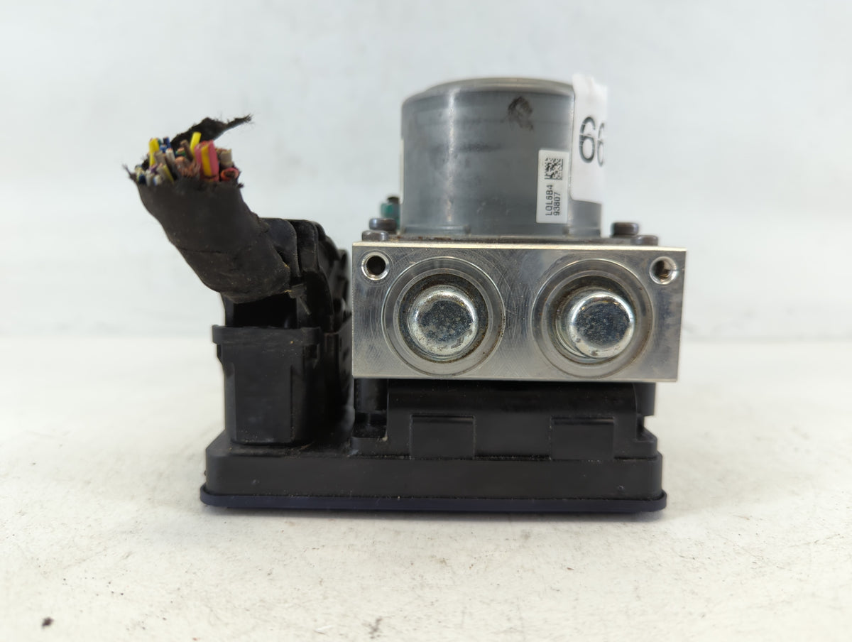 2019-2020 Buick Enclave Anti-Lock Brake ABS Pump Module Actuator OEM P/N:85516088 Fits Fits 2019 2020 2021 2022 OEM Used Aut