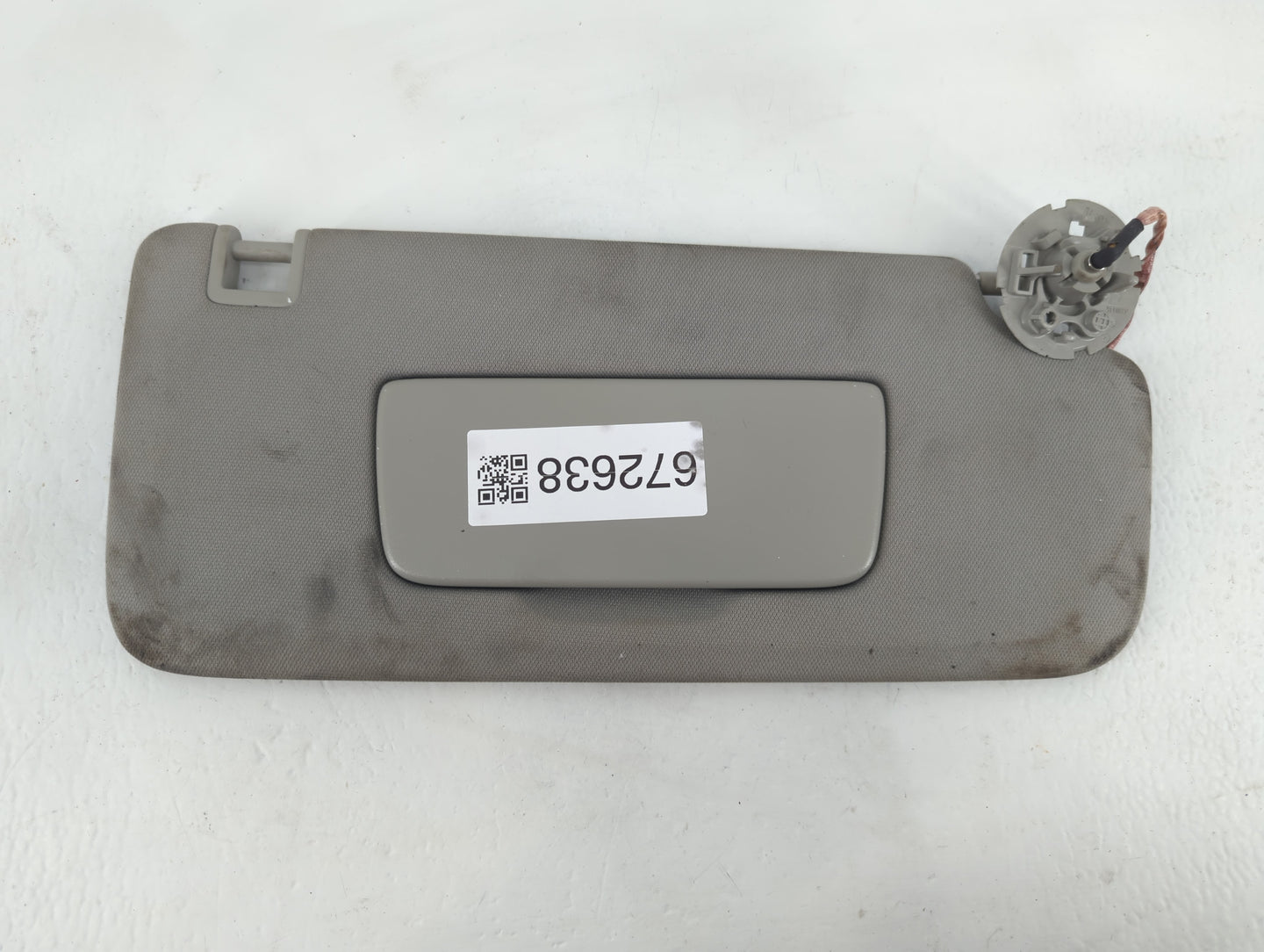 2018-2020 Buick Enclave Sun Visor Shade Replacement Passenger Right Mirror Fits Fits 2018 2019 2020 OEM Used Auto Parts - Oe