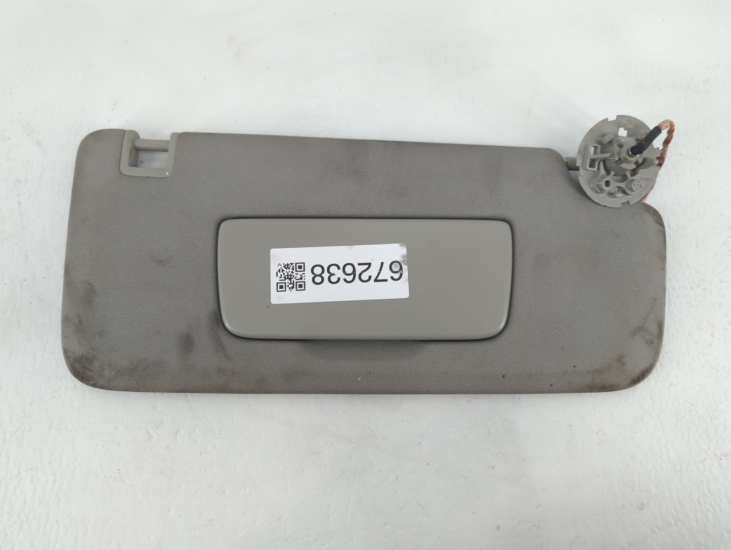 2018-2020 Buick Enclave Sun Visor Shade Replacement Passenger Right Mirror Fits Fits 2018 2019 2020 OEM Used Auto Parts - Oe