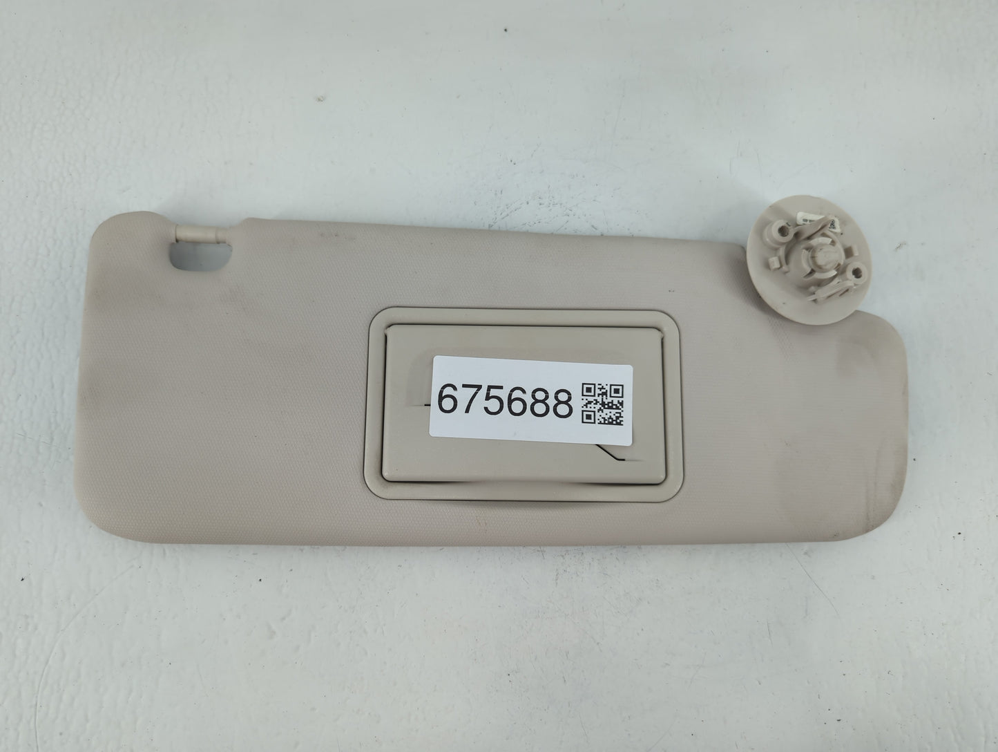 2018-2020 Buick Enclave Sun Visor Shade Replacement Driver Left Mirror Fits Fits 2018 2019 2020 OEM Used Auto Parts - Oemuse