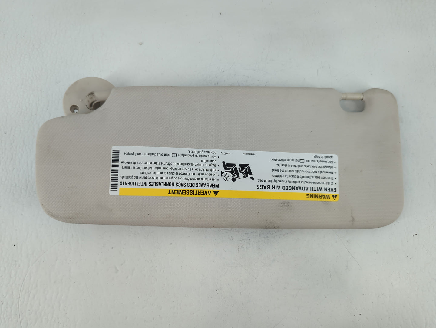 2018-2020 Buick Enclave Sun Visor Shade Replacement Driver Left Mirror Fits Fits 2018 2019 2020 OEM Used Auto Parts - Oemuse