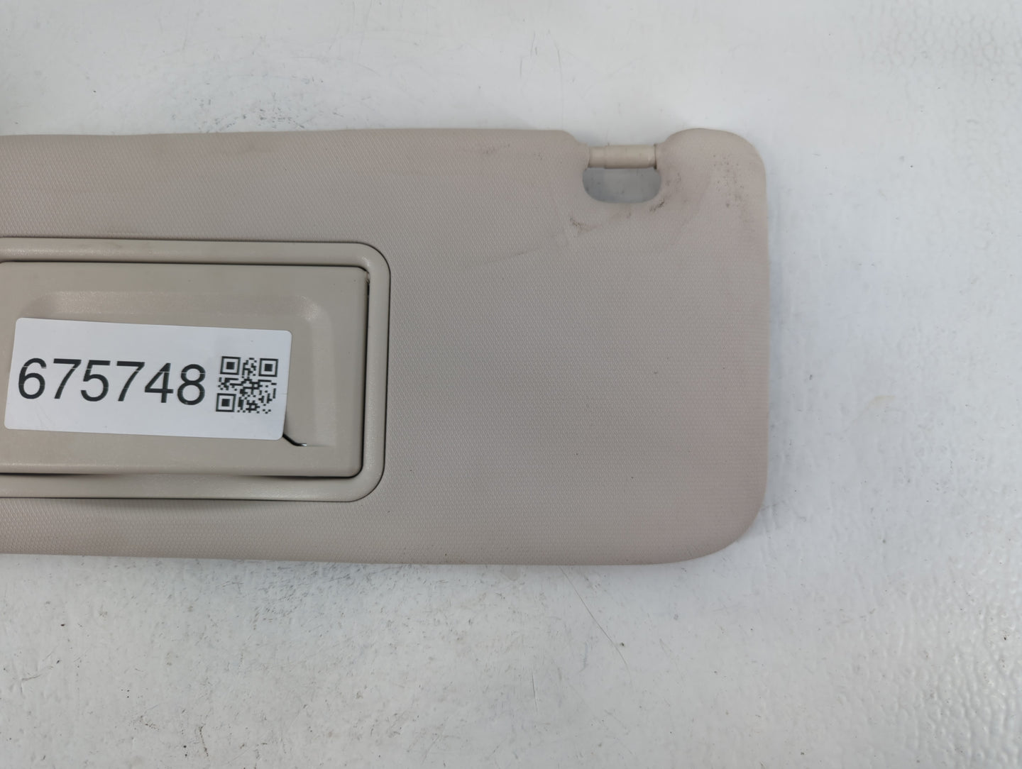 2018-2020 Buick Enclave Sun Visor Shade Replacement Passenger Right Mirror Fits Fits 2018 2019 2020 OEM Used Auto Parts - Oe