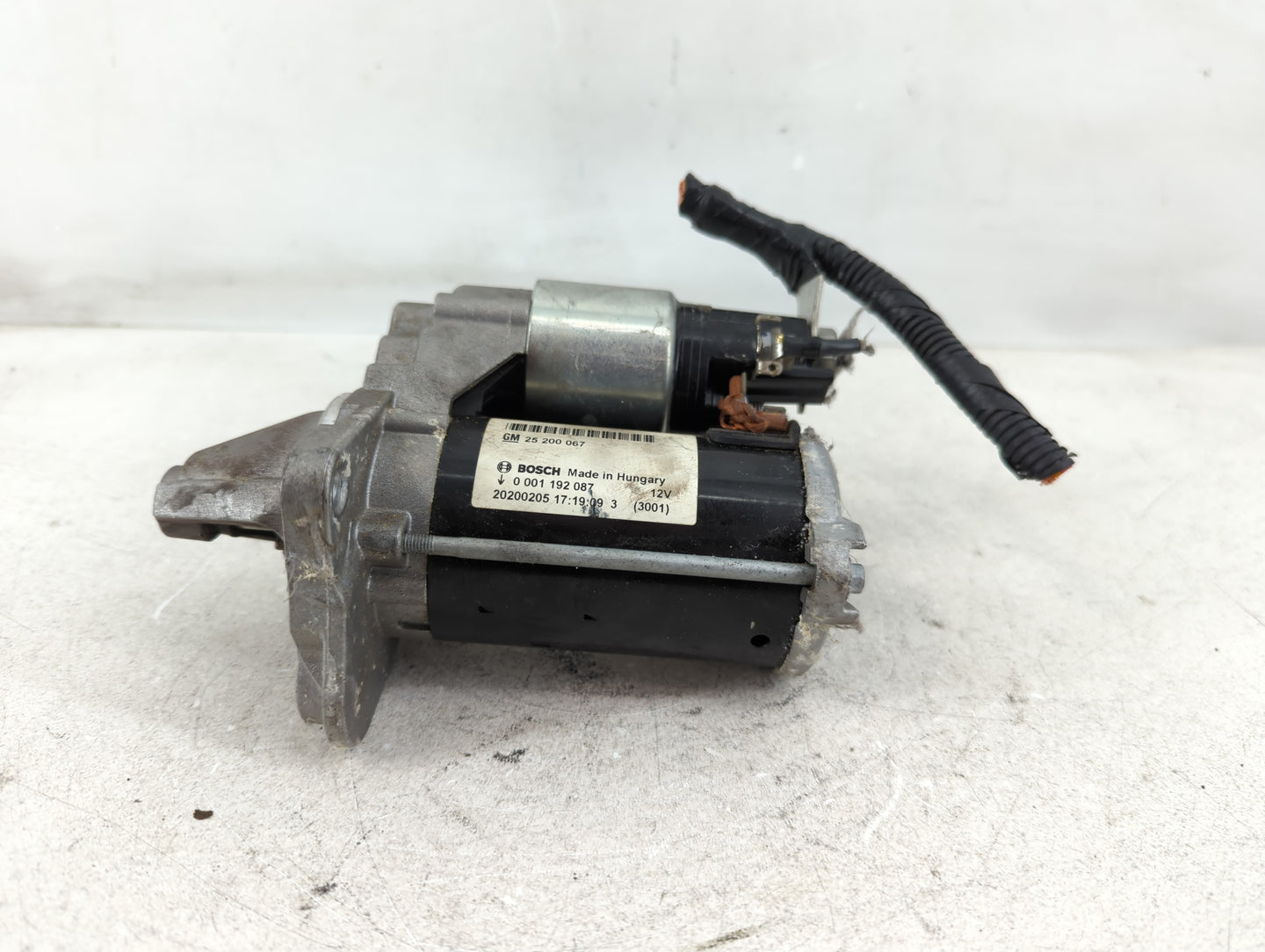 2014-2021 Buick Encore Car Starter Motor Solenoid OEM P/N:25 200 067 Fits Fits 2014 2015 2016 2017 2018 2019 2020 2021 OEM U