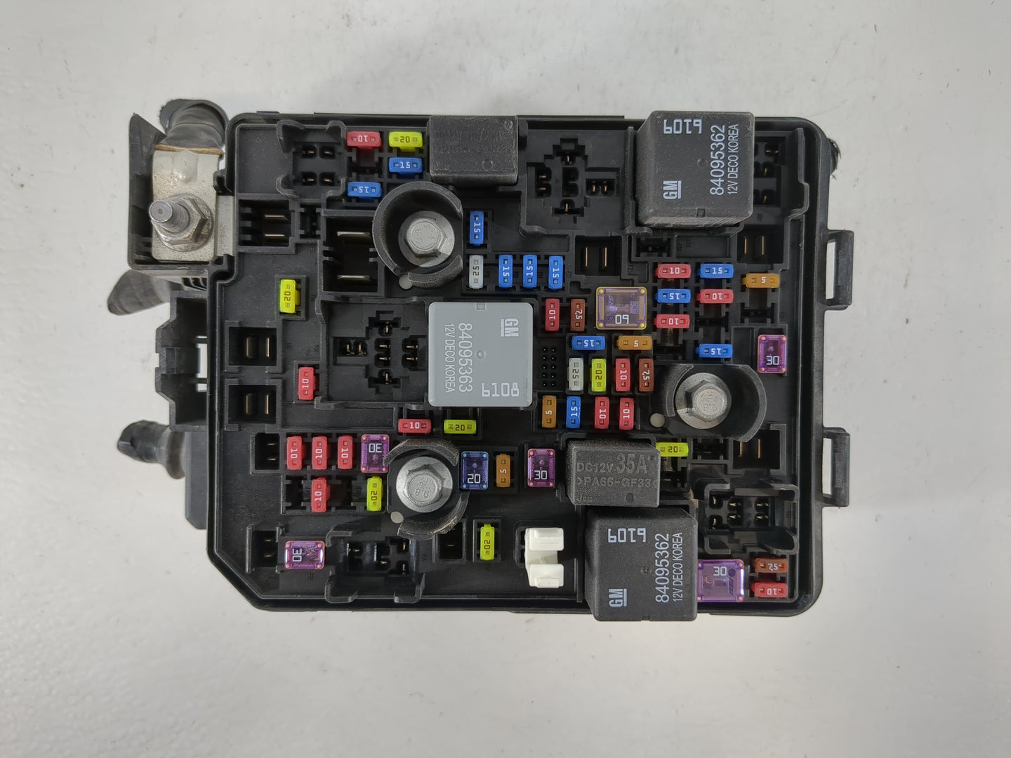 2021 Buick Encore Fusebox Fuse Box Panel Relay Module P/N:42745055 Fits Fits 2018 2019 2020 OEM Used Auto Parts - Oemusedaut