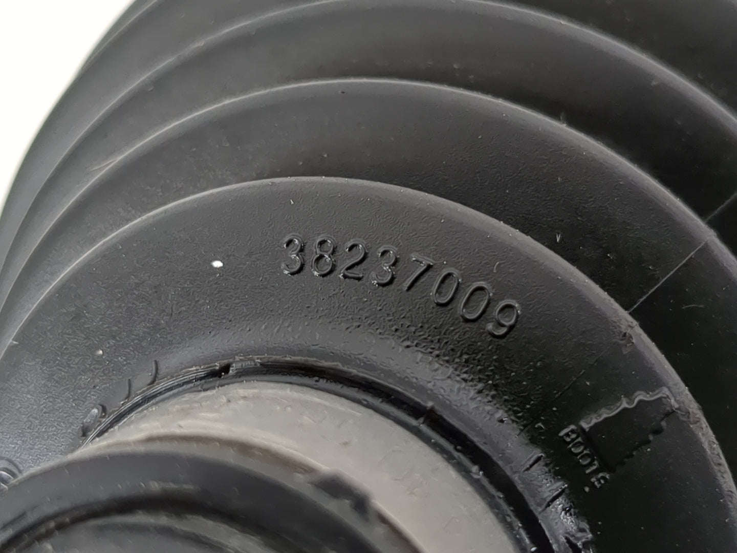 Buick Encore Axle Shaft Front Driver Cv C/v - Oemusedautoparts1.com