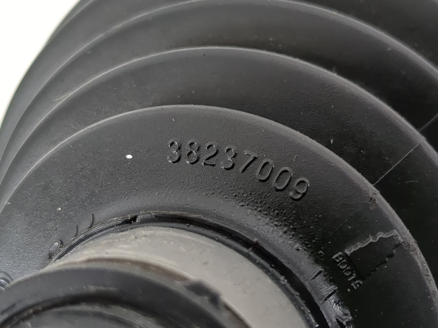 Buick Encore Axle Shaft Front Driver Cv C/v - Oemusedautoparts1.com