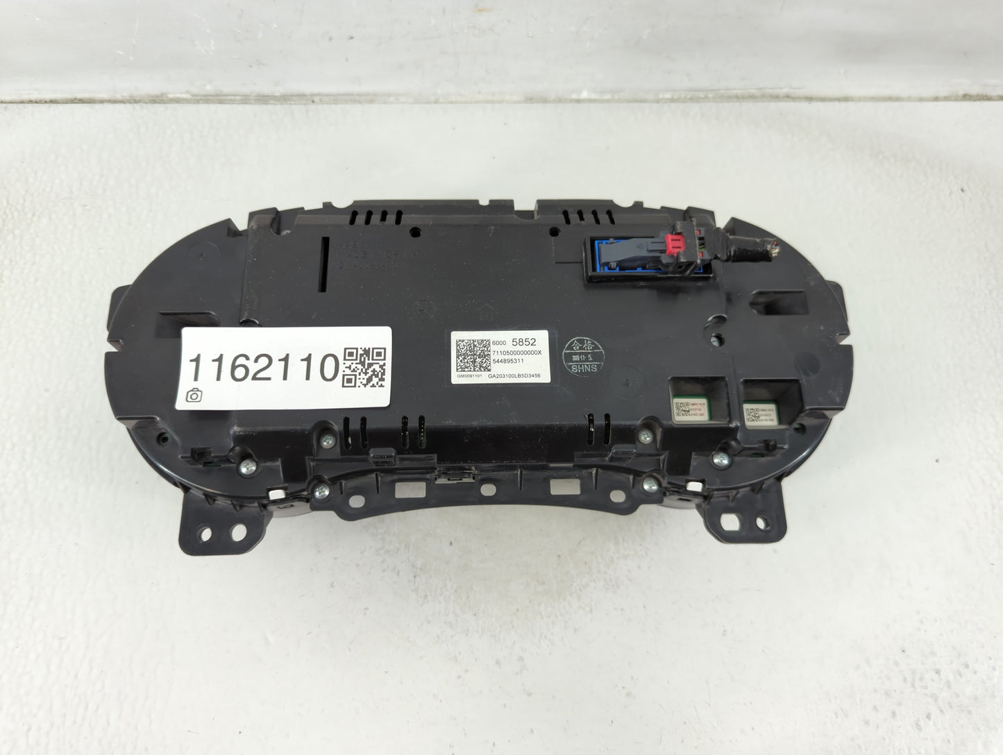 2019-2021 Buick Encore Instrument Cluster Speedometer Gauges P/N:60005852 Fits Fits 2019 2020 2021 OEM Used Auto Parts - Oem