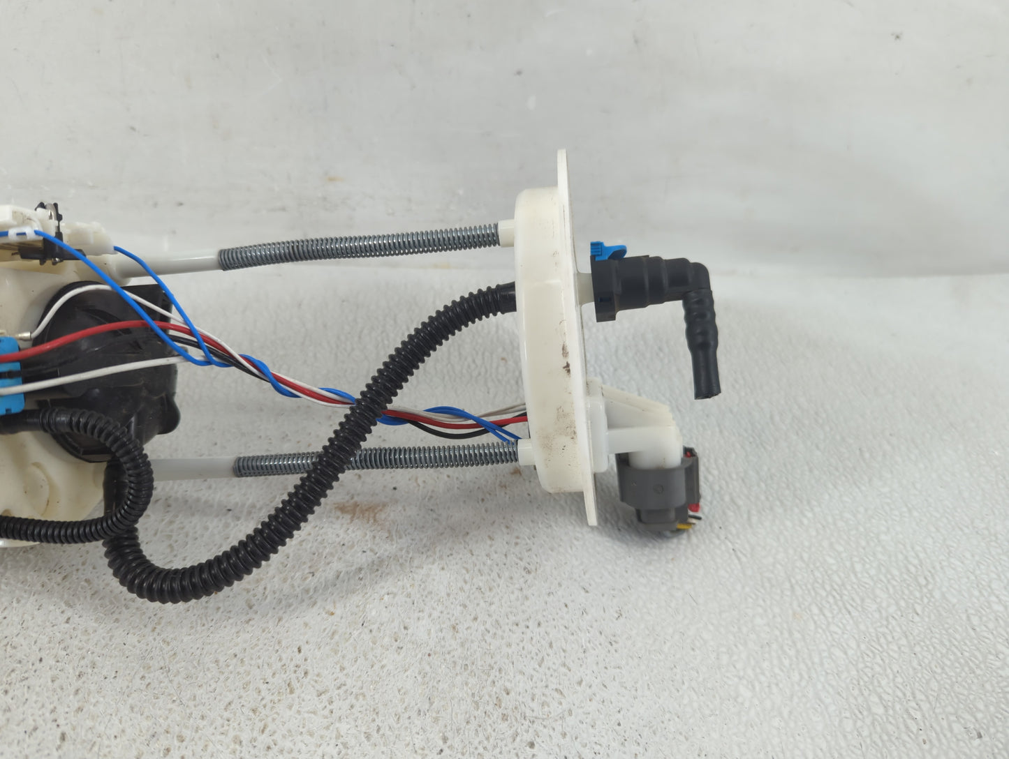 Buick Encore Electrical Gas Fuel Pump Assembly - Oemusedautoparts1.com