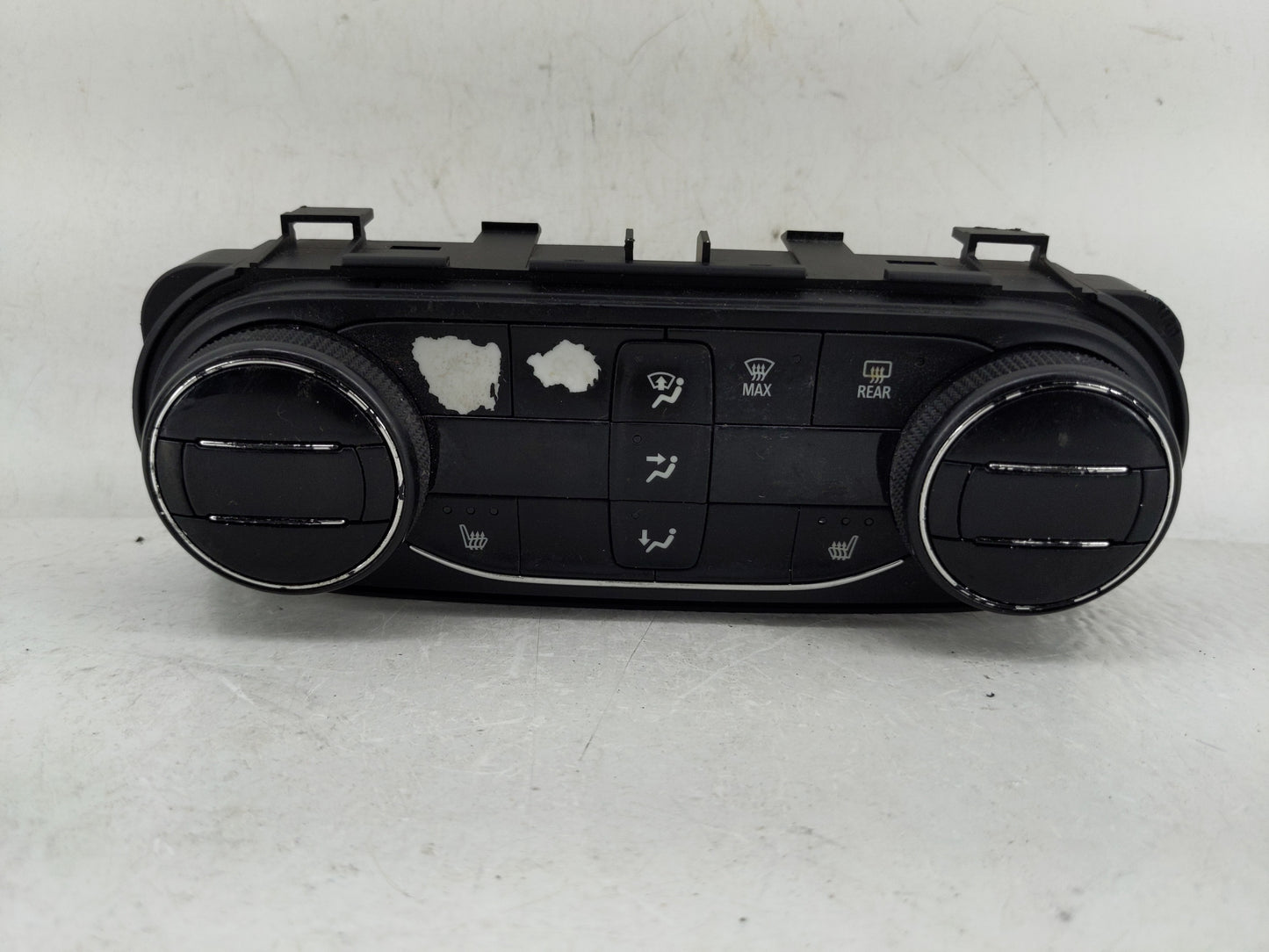 2020-2021 Buick Encore Climate Control Module Temperature AC/Heater Replacement P/N:545290509 42755144 Fits Fits 2020 2021 O