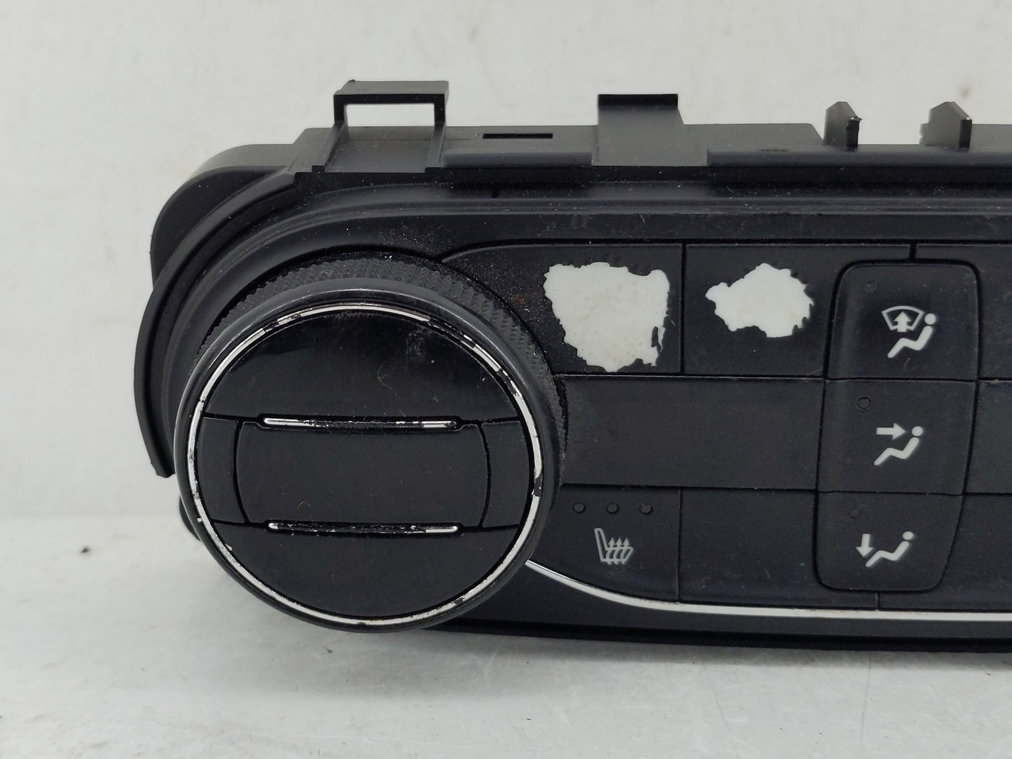 2020-2021 Buick Encore Climate Control Module Temperature AC/Heater Replacement P/N:545290509 42755144 Fits Fits 2020 2021 O