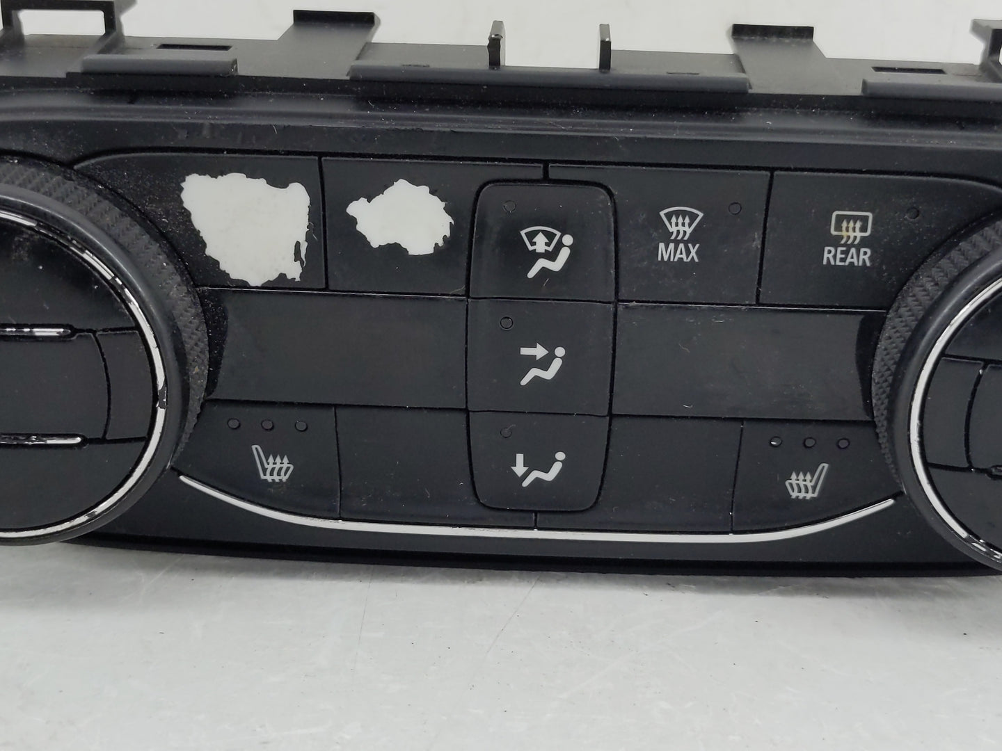 2020-2021 Buick Encore Climate Control Module Temperature AC/Heater Replacement P/N:545290509 42755144 Fits Fits 2020 2021 O