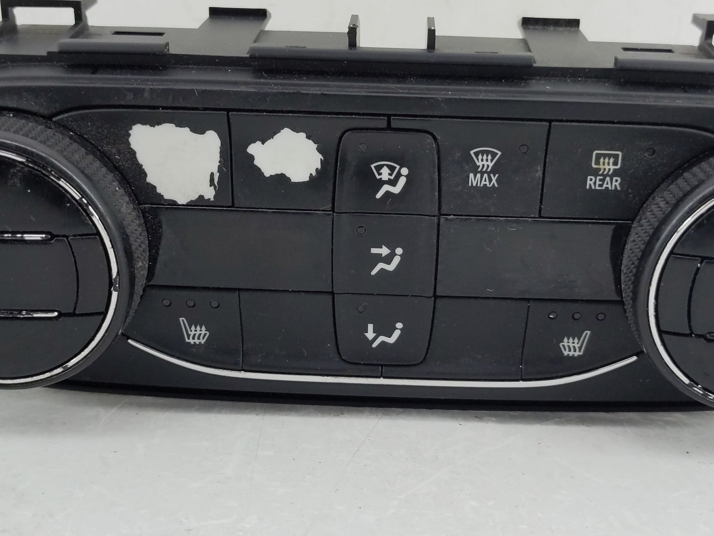 2020-2021 Buick Encore Climate Control Module Temperature AC/Heater Replacement P/N:545290509 42755144 Fits Fits 2020 2021 O