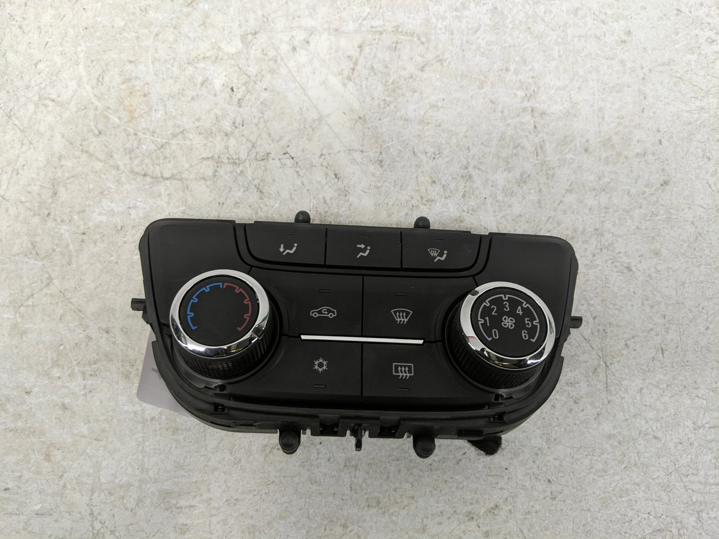 2021 Buick Encore Climate Control Module Temperature AC/Heater Replacement P/N:39081561 Fits OEM Used Auto Parts - Oemusedau