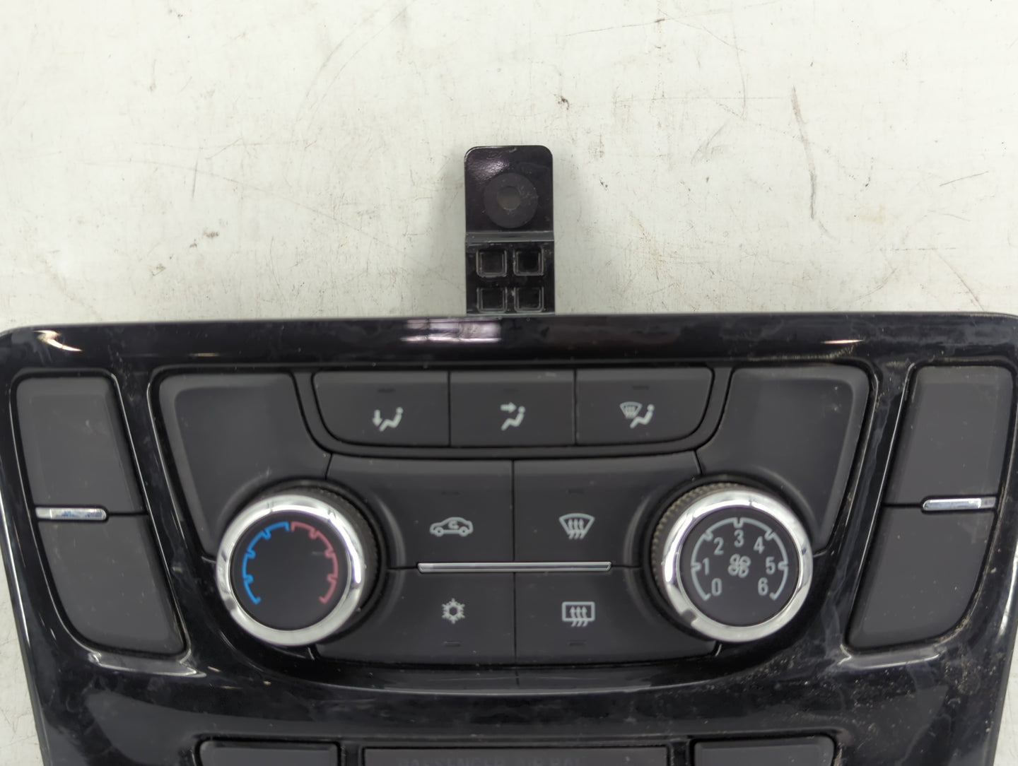 2017-2021 Buick Encore Climate Control Module Temperature AC/Heater Replacement P/N:39081561 Fits Fits 2017 2018 2019 2020 2