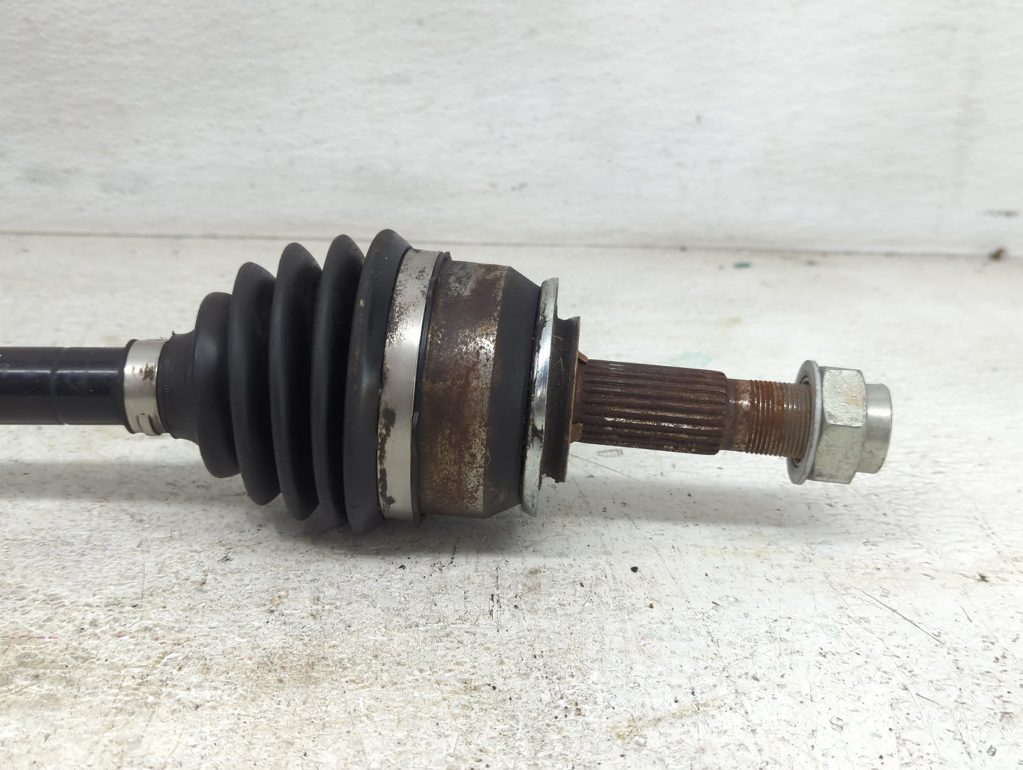 2020-2021 Buick Encore Axle Shaft Front Passenger Cv C/v - Oemusedautoparts1.com