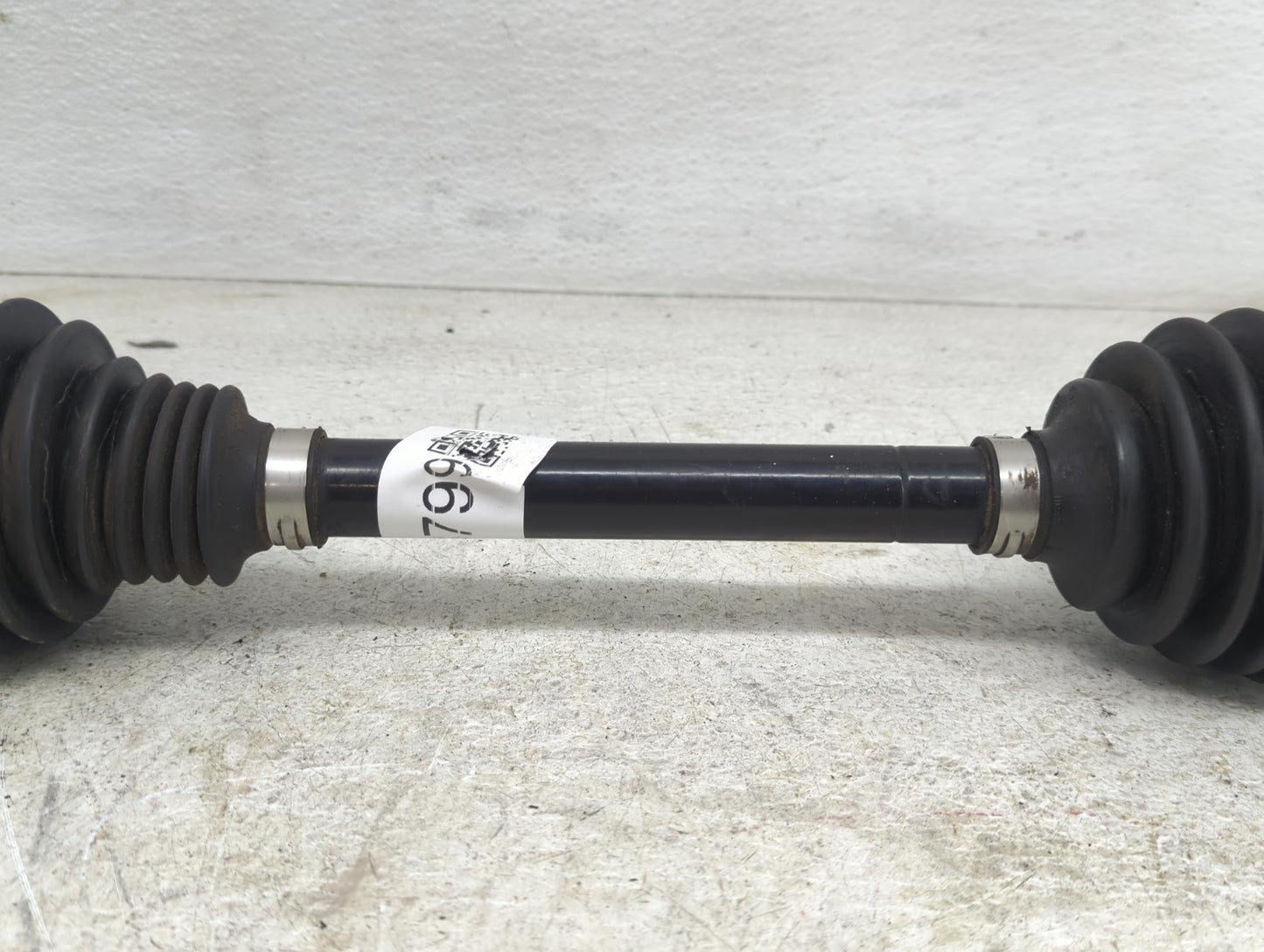 2020-2021 Buick Encore Axle Shaft Front Passenger Cv C/v - Oemusedautoparts1.com