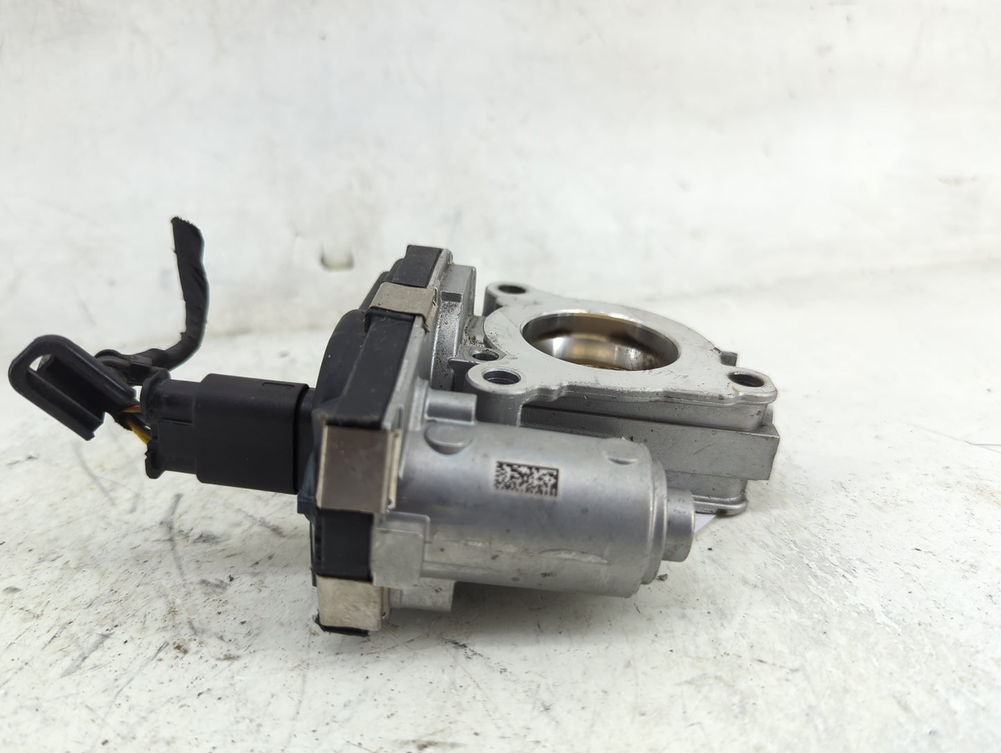 2020-2021 Buick Encore Throttle Body P/N:55510678 Fits Fits 2020 2021 OEM Used Auto Parts - Oemusedautoparts1.com