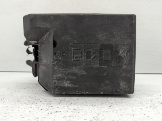 2020-2021 Buick Encore Fusebox Fuse Box Panel Relay Module P/N:42733199 Fits Fits 2020 2021 2022 OEM Used Auto Parts - Oemus