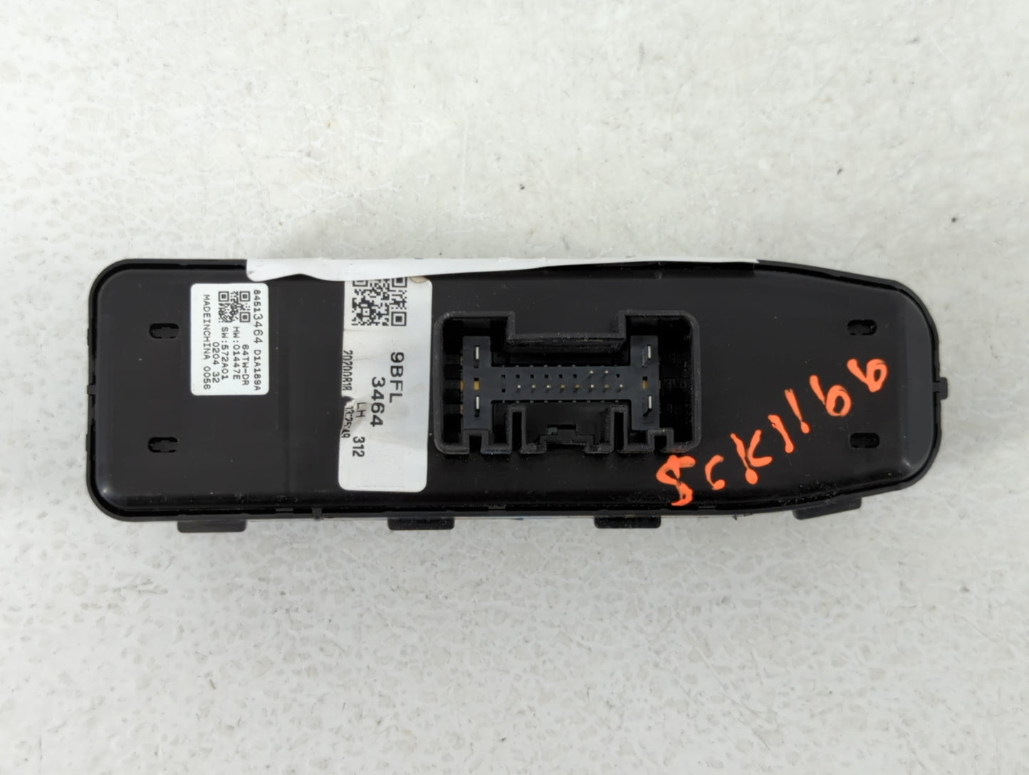 2020-2021 Buick Encore Master Power Window Switch Replacement Driver Side Left P/N:9BFL3464 84513464 Fits Fits 2020 2021 OEM