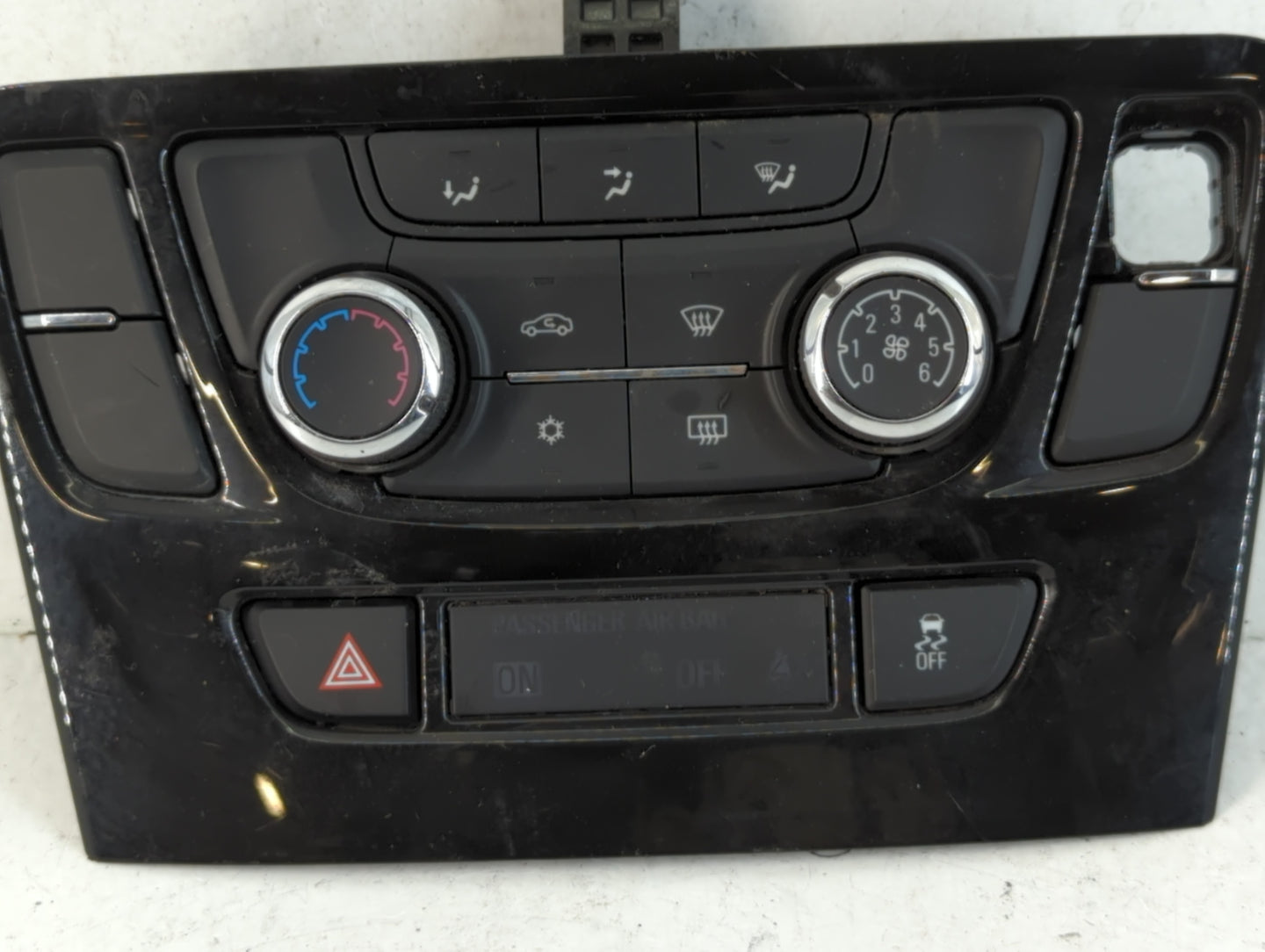 2017-2021 Buick Encore Climate Control Module Temperature AC/Heater Replacement P/N:A2C1134980001 Fits OEM Used Auto Parts -