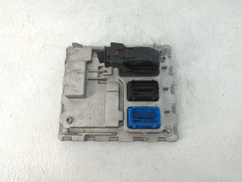 compare product 2020-2021 Buick Encore PCM Engine Control Computer ECU ECM PCU OEM P/N:12709219 Fits Fits 2020 2021 2022 OEM Used Auto Parts