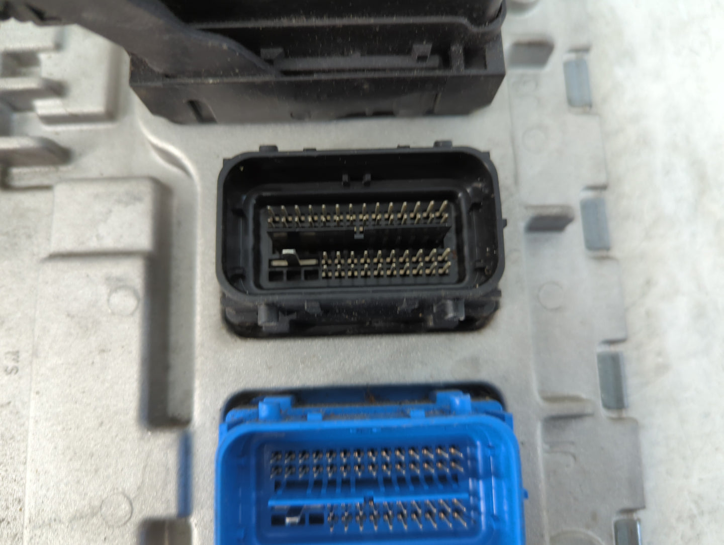 2020-2021 Buick Encore PCM Engine Control Computer ECU ECM PCU OEM P/N:12709219 Fits Fits 2020 2021 2022 OEM Used Auto Parts