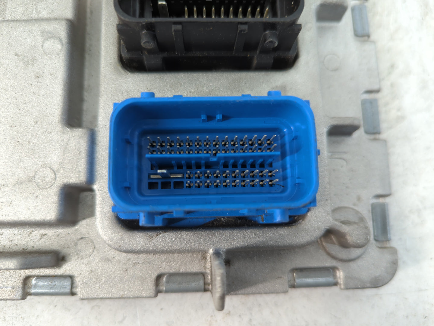 2020-2021 Buick Encore PCM Engine Control Computer ECU ECM PCU OEM P/N:12709219 Fits Fits 2020 2021 2022 OEM Used Auto Parts