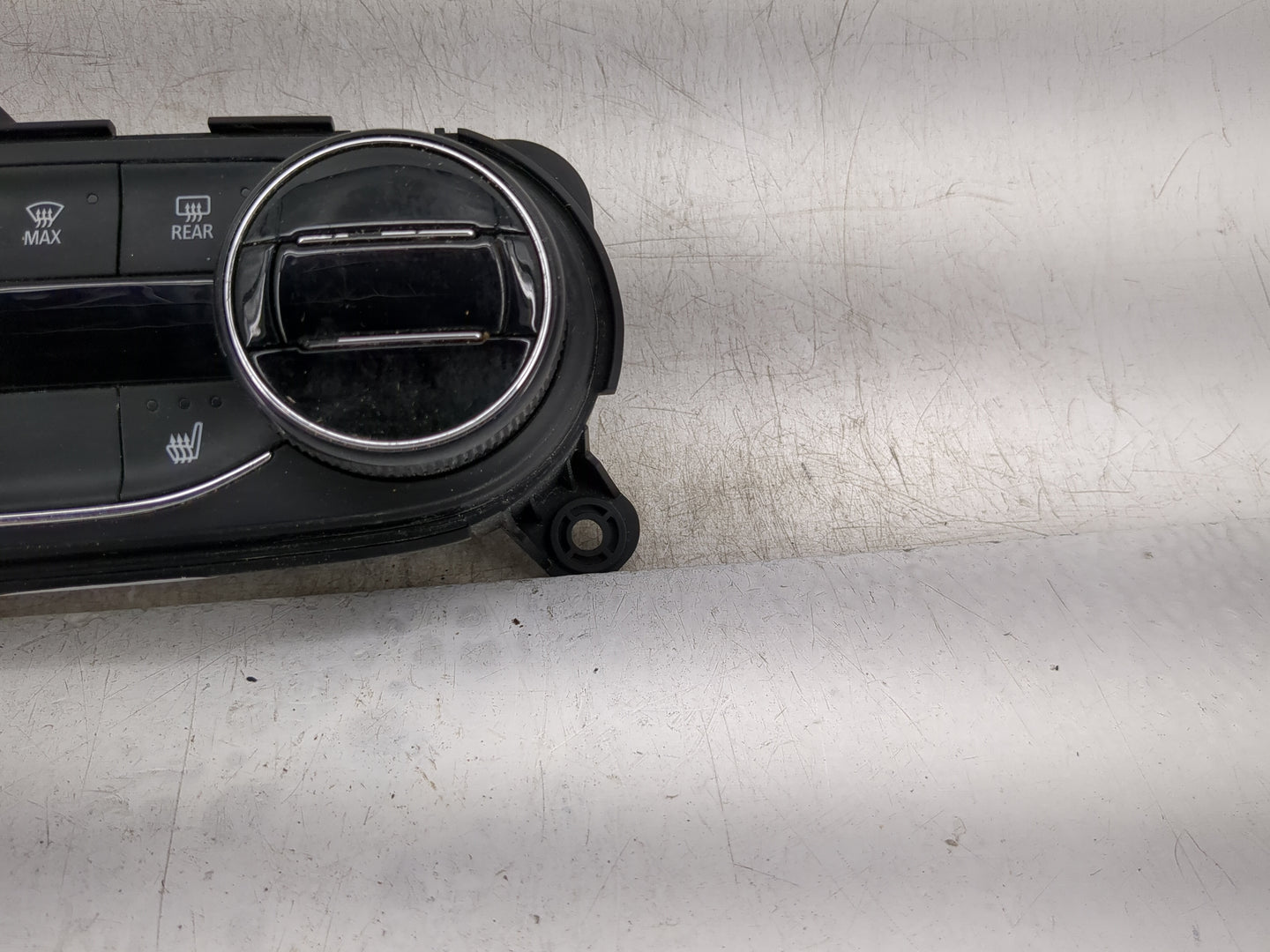 2020-2021 Buick Encore Gx Climate Control Module Temperature AC/Heater Replacement P/N:42755144 Fits Fits 2020 2021 OEM Used