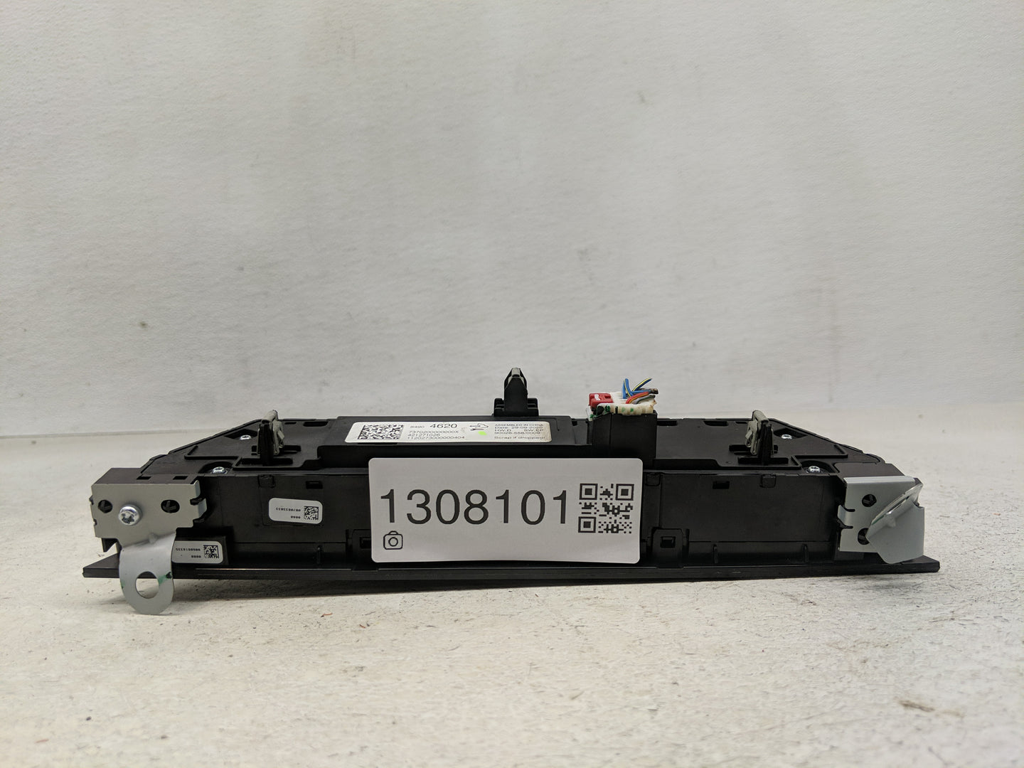 2021-2022 Buick Envision Climate Control Module Temperature AC/Heater Replacement P/N:84904620 Fits Fits 2021 2022 OEM Used 