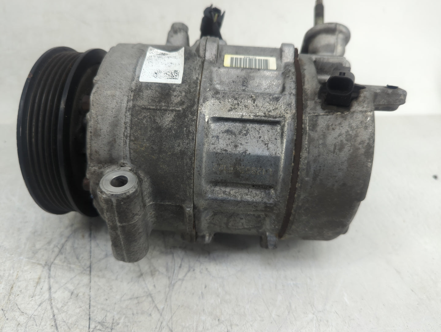 2021-2022 Buick Envision Air Conditioning A/c Ac Compressor Oem - Oemusedautoparts1.com