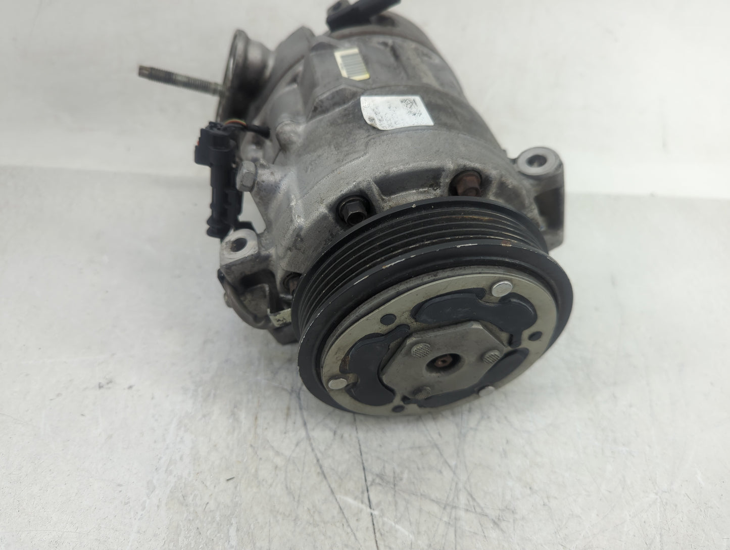 2021-2022 Buick Envision Air Conditioning A/c Ac Compressor Oem - Oemusedautoparts1.com