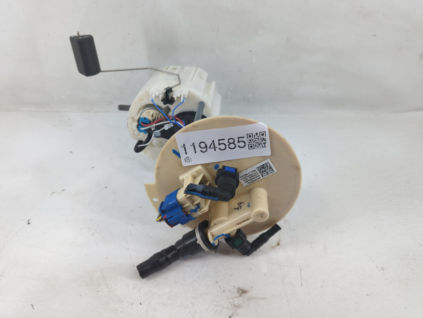 2020-2020 Cadillac Ct5 Electrical Gas Fuel Pump Assembly - Oemusedautoparts1.com