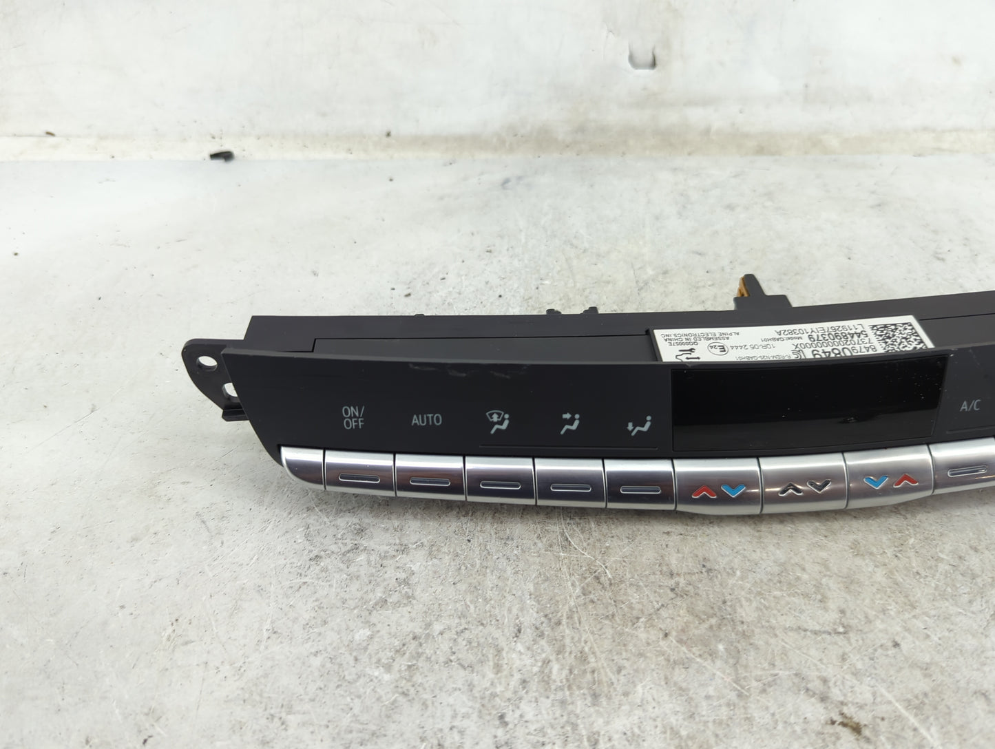 2019-2020 Cadillac Xt4 Climate Control Module Temperature AC/Heater Replacement P/N:84790849 544890379 Fits Fits 2019 2020 O