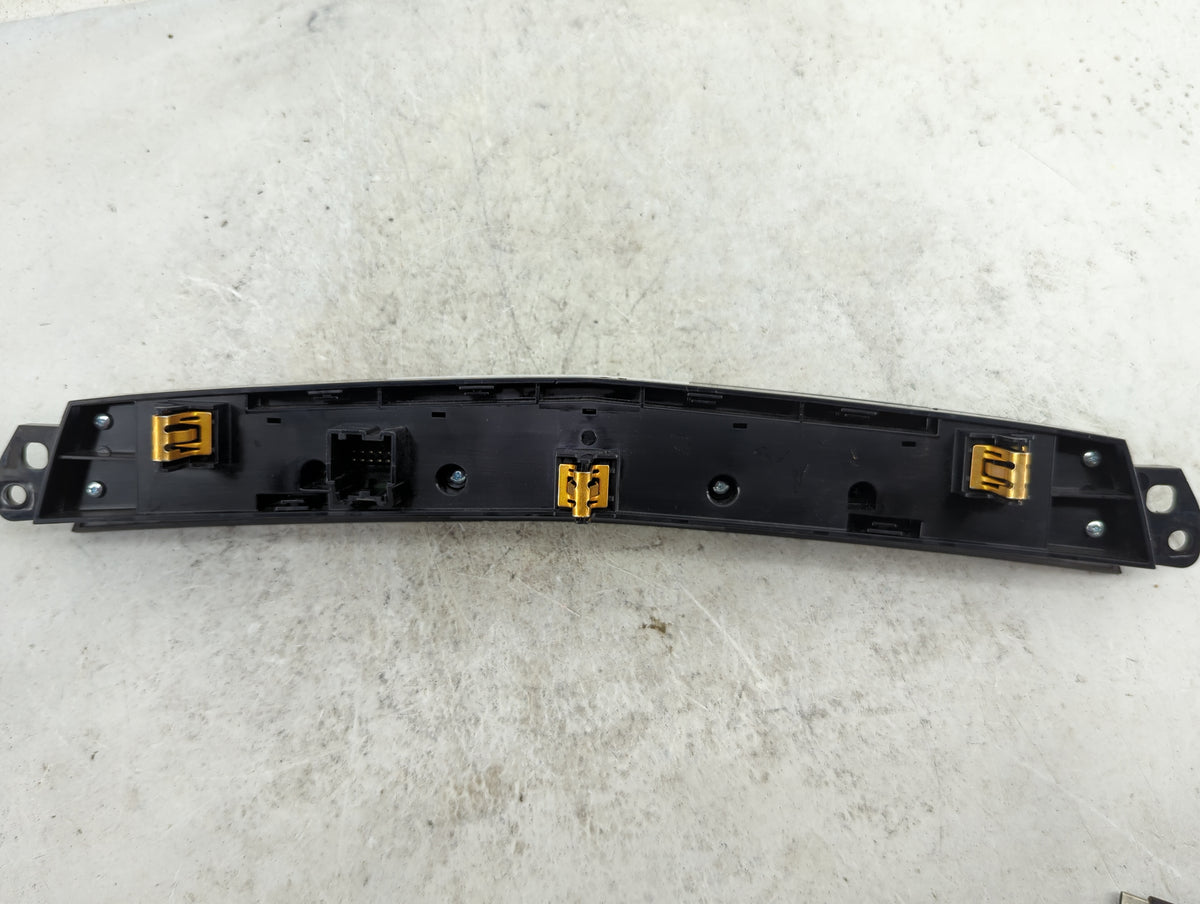 2019-2020 Cadillac Xt4 Climate Control Module Temperature AC/Heater Replacement P/N:84790849 544890379 Fits Fits 2019 2020 O