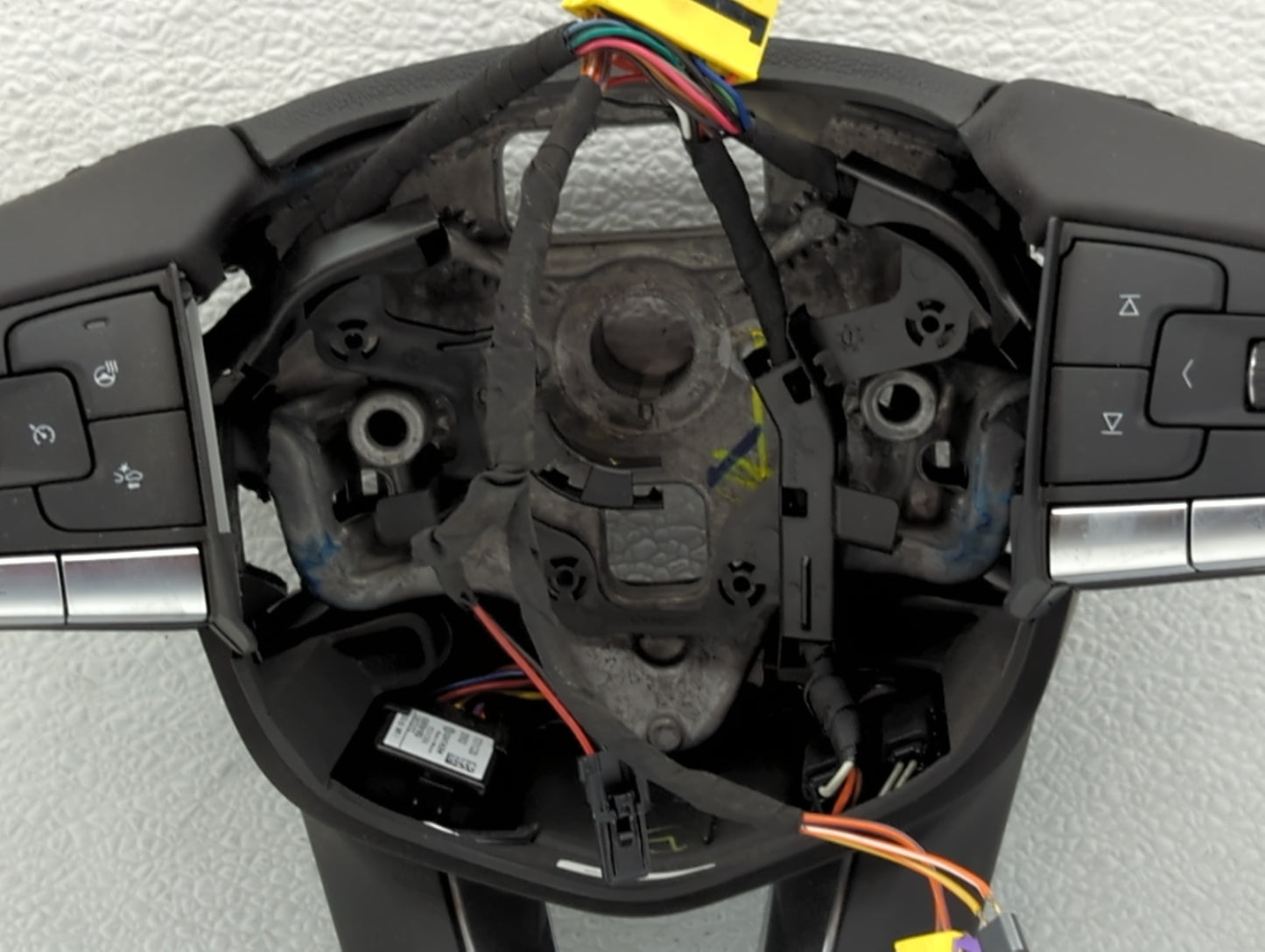 steering wheel - Oemusedautoparts1.com