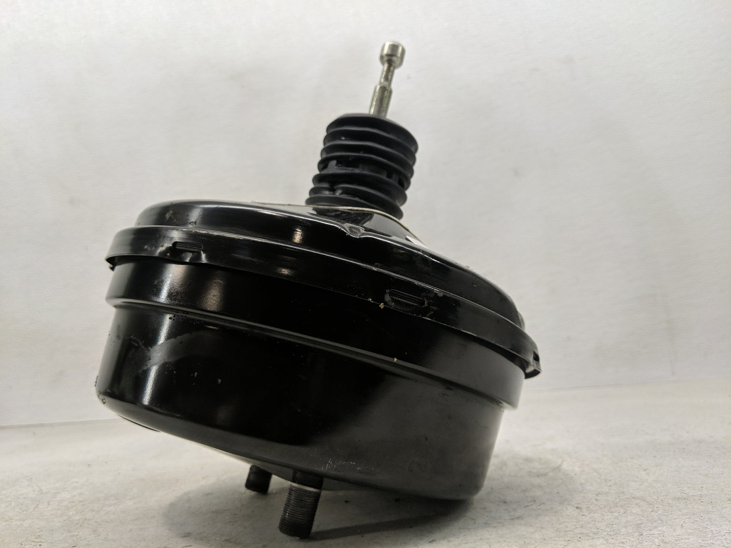 2017-2020 Cadillac Xt5 Power Brake Booster Oem - Oemusedautoparts1.com