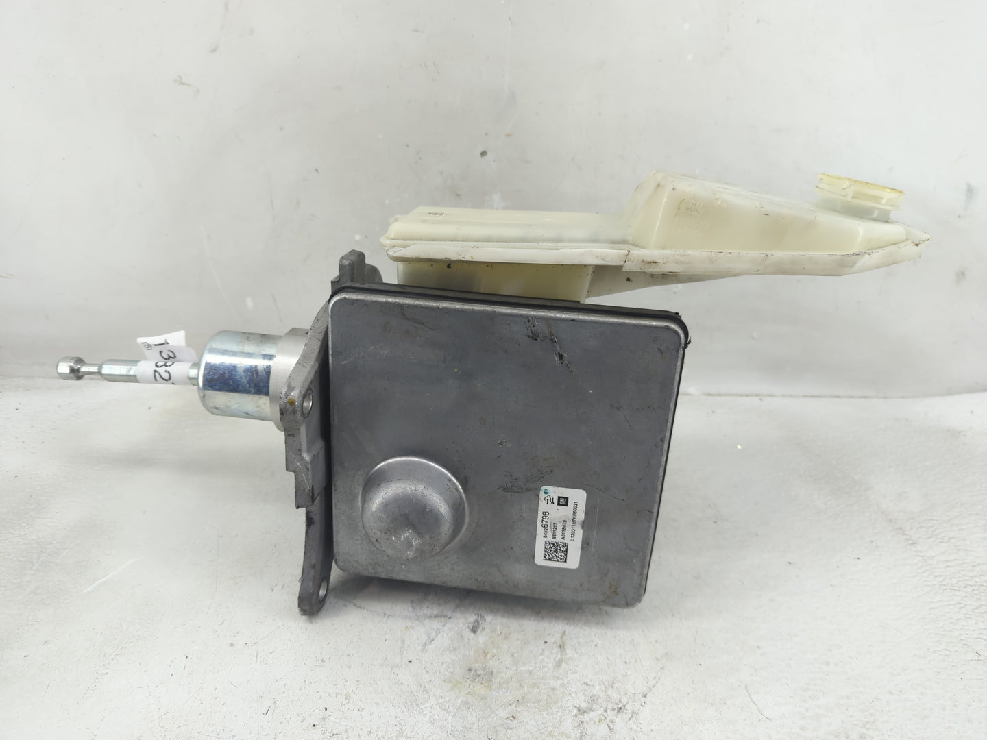 2018-2020 Cadillac Xt5 ABS Pump Control Module Replacement P/N:122505659 84930536 Fits Fits 2018 2019 2020 OEM Used Auto Par