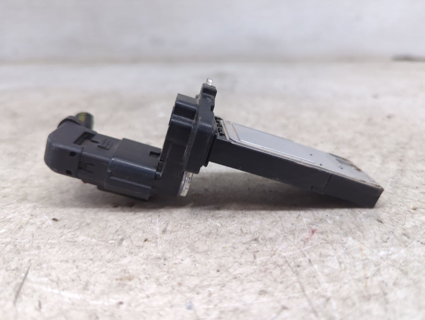 2017-2020 Cadillac Xt5 Mass Air Flow Meter Maf 1489722 - Oemusedautoparts1.com