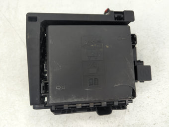 compare product 2021 Cadillac Xt5 Fusebox Fuse Box Panel Relay Module P/N:7154-0936-30 Fits OEM Used Auto Parts