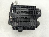 2021 Cadillac Xt5 Fusebox Fuse Box Panel Relay Module P/N:7154-0936-30 Fits OEM Used Auto Parts - Oemusedautoparts1.com